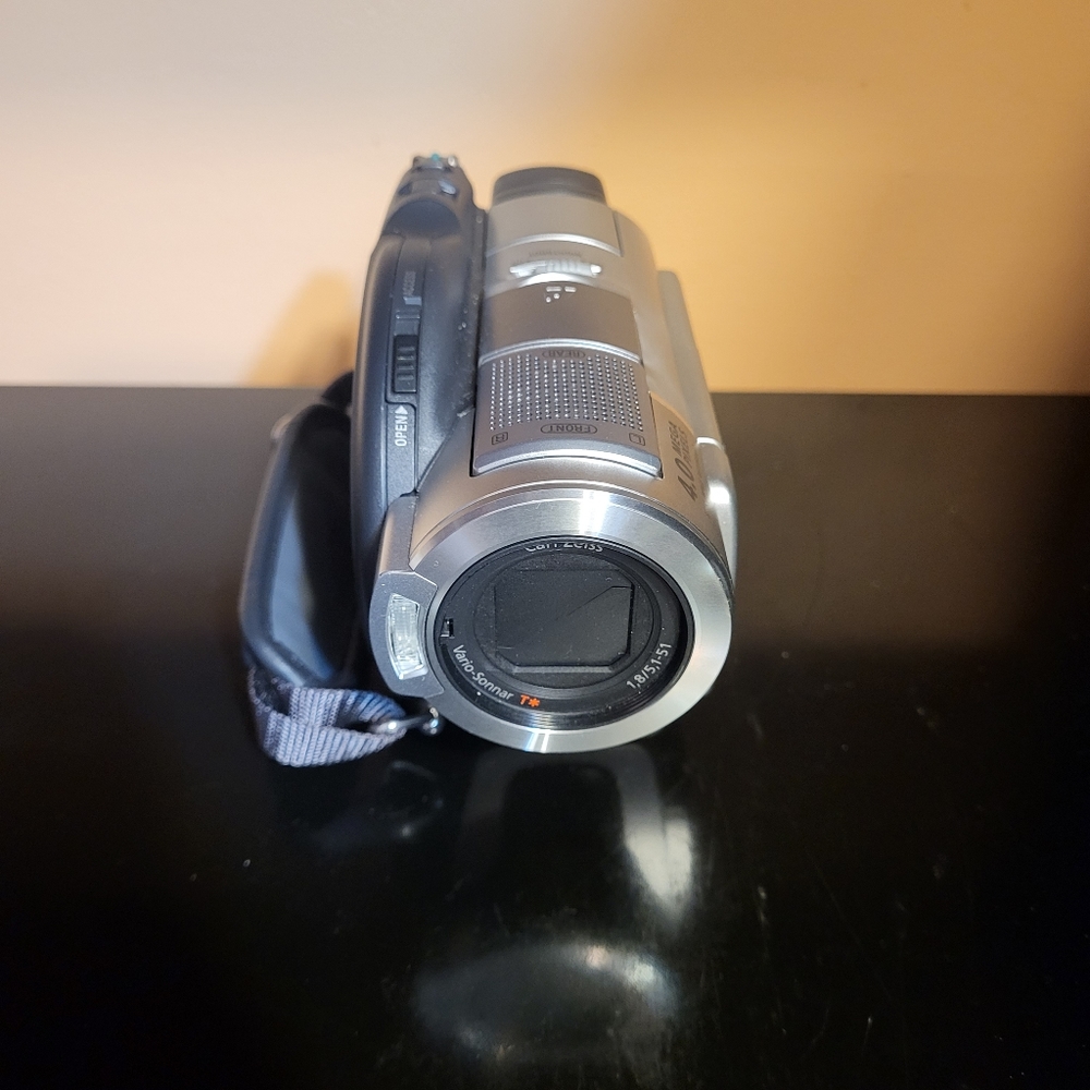 Video camera